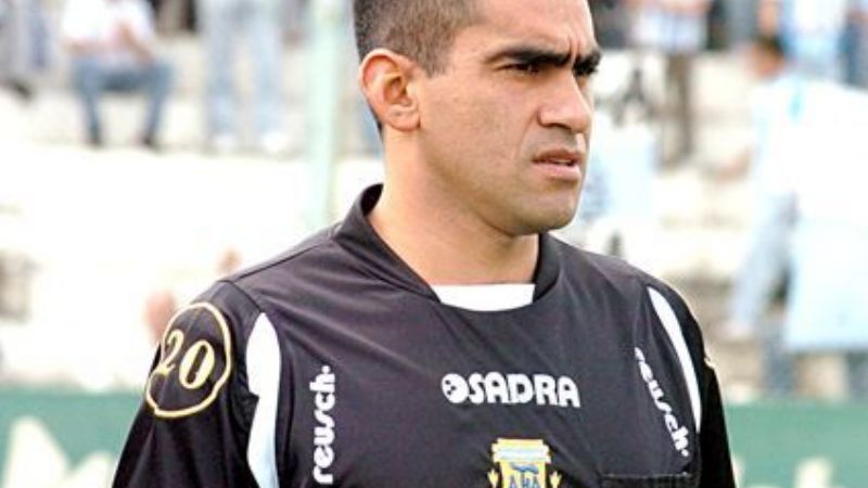 Aconquija y San Lorenzo, el domingo a las 16.30 y 18, de locales