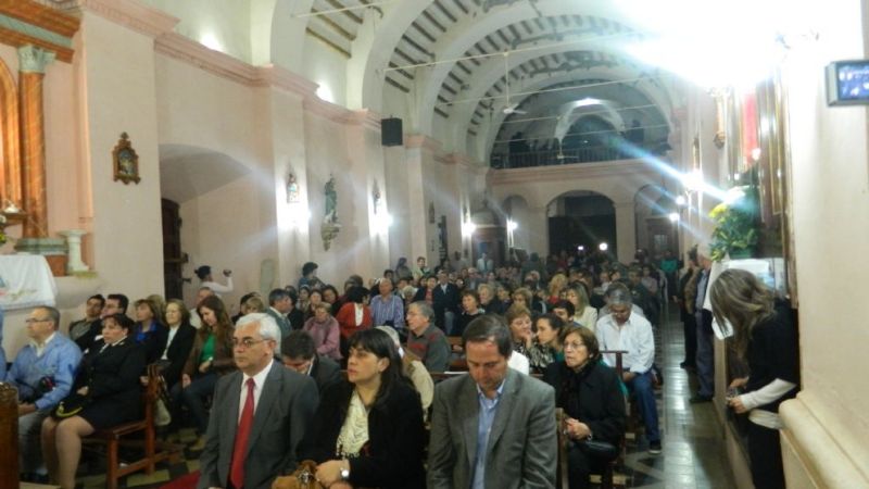 Júbilo y gratitud en la celebración de los 50 años de sacerdocio del Padre Mario Fuenzalida