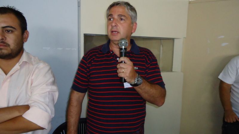 Lobo feroz! No pagó la luz