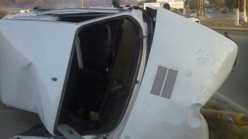 Un joven volcó y quedó hospitalizado