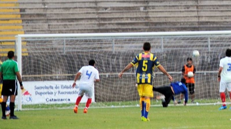San Lorenzo fue goleado de local en el “Bicentenario”