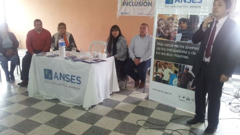 Un total de 68.009 jubilados y pensionados catamarqueños cobrarán el aumento del 17,21%