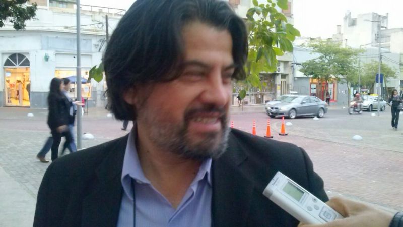 Diputados convocan a Ariza