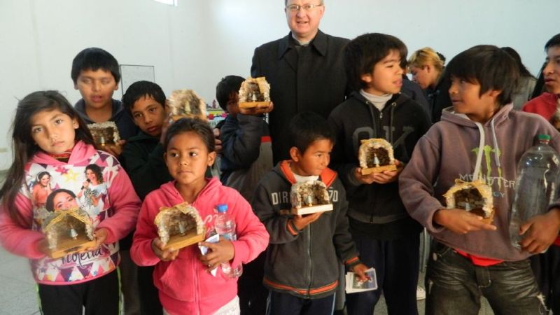 Urbanc visitó el desayunador Luz de Esperanza y la escuela San Jorge
