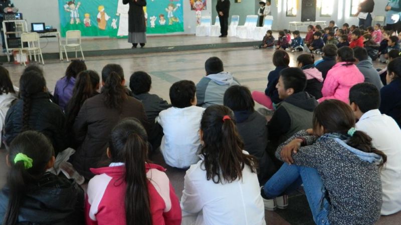 Urbanc visitó el desayunador Luz de Esperanza y la escuela San Jorge