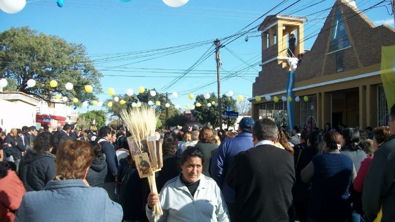 Procesión en honor a San Cayetano