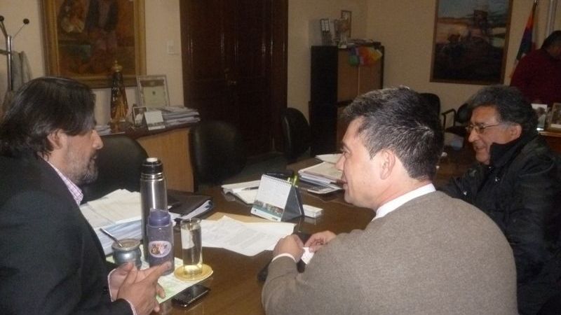 Ariza se reunió con transportistas