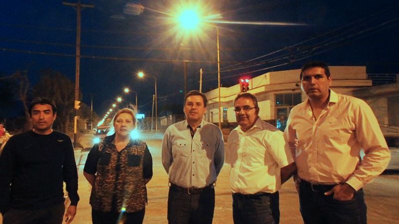 Nueva luminaria en el norte de la ciudad