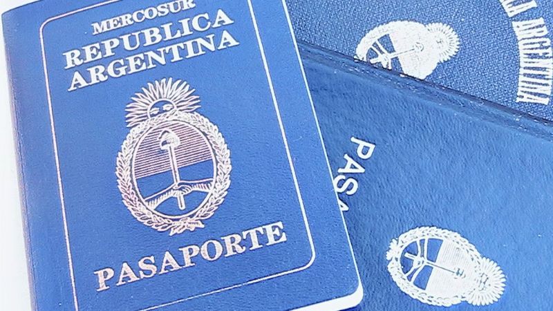 Presentan el nuevo servicio para tramitar el pasaporte por internet