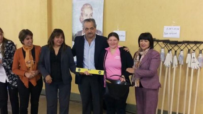 Entregaron herramientas a beneficiarias del programa “Ellas Hacen”