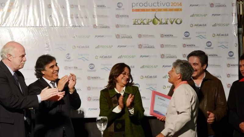 Con fuerte apoyo nacional comenzó la feria de la producción catamarqueña