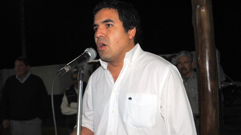 El “Grillo” Ávila pidió que “se abran las puertas a la participación”