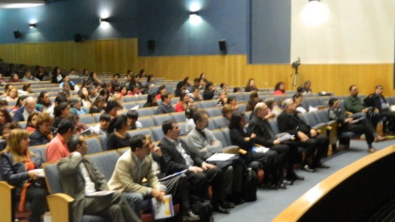 Intenso debate buscando propuestas en el Congreso sobre Niñez y Adolescencia