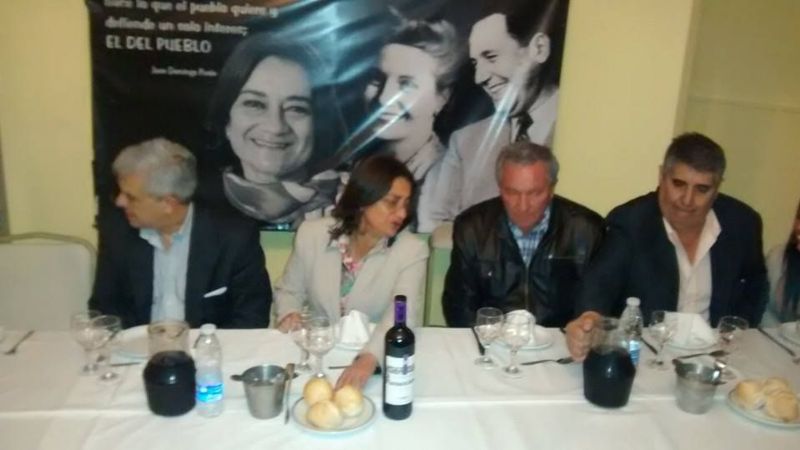 Bajaron a ministro figurón de la mesa de Domínguez