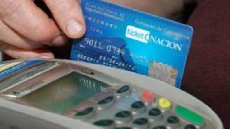 Cambio de plásticos en Capital, Capayán, Valle Viejo, Paclín, FME y Ambato