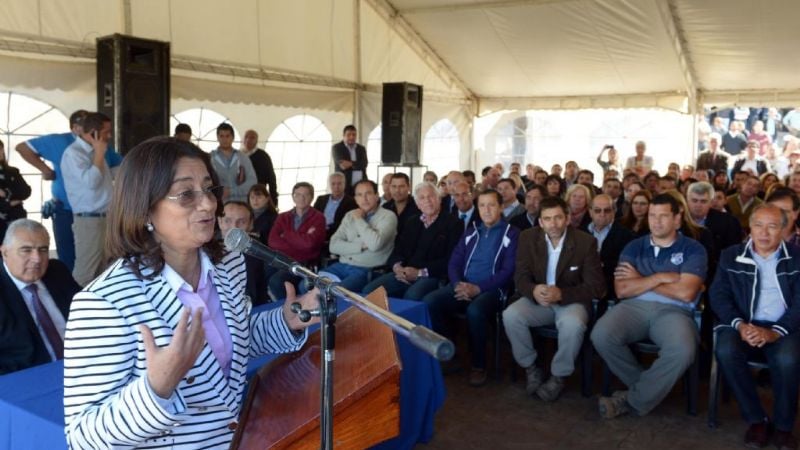 Lucía puso en marcha las obras de infraestructura para Valle Chico