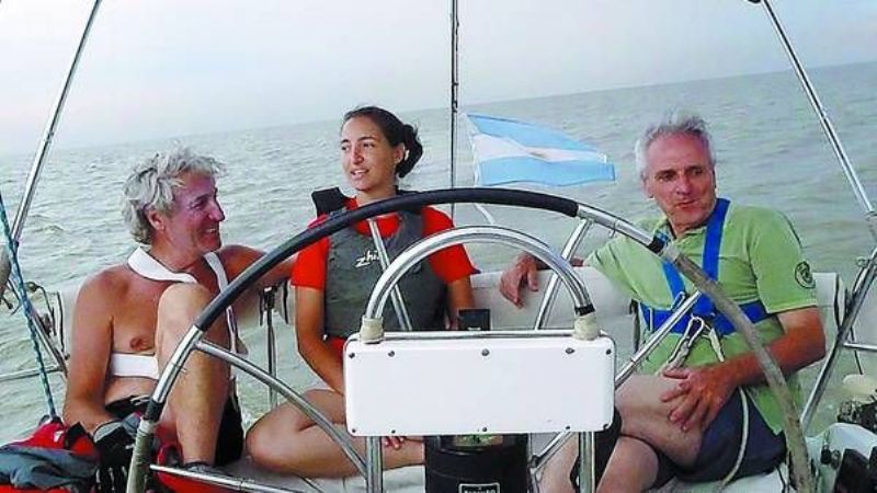 Suspendieron la búsqueda de los náufragos argentinos