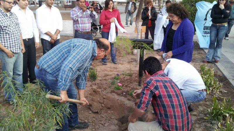 Emotivo homenaje a Daniel Aybar