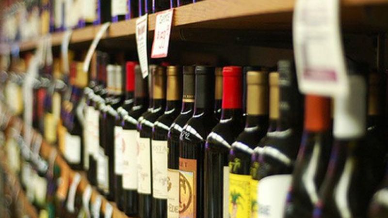 Restringen la venta de bebidas alcohólicas en Los Altos