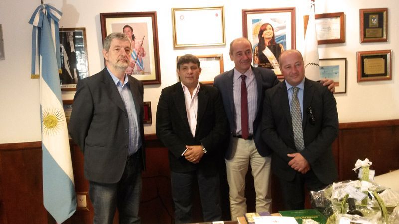 Andersch firma acuerdo con italianos