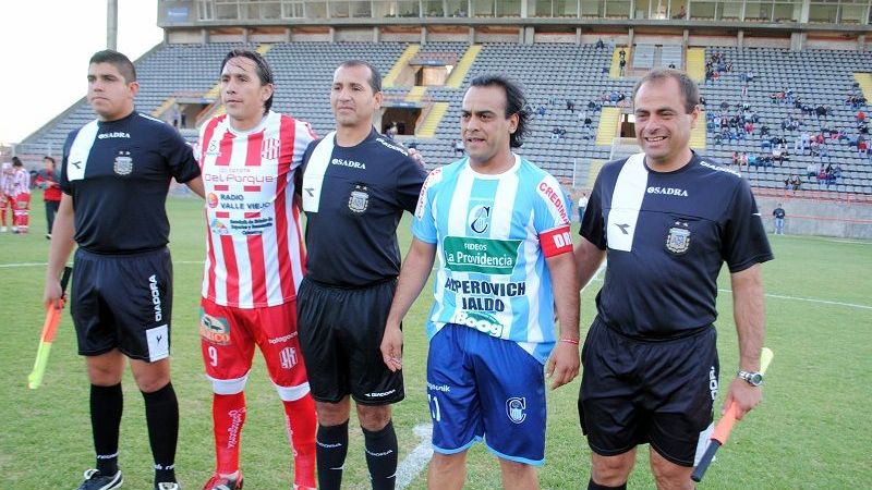 Policial el sábado en el estadio y Villa Cubas el domingo en Aguilares