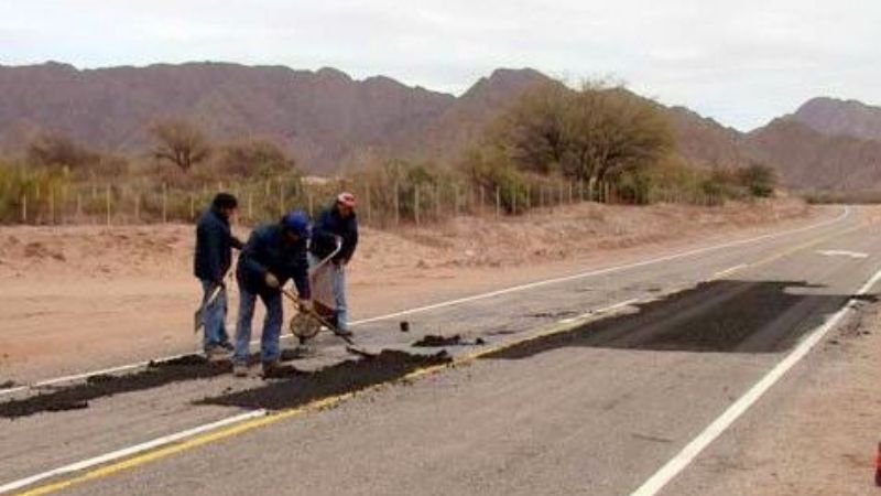 Intensa acción de mantenimiento en rutas provinciales