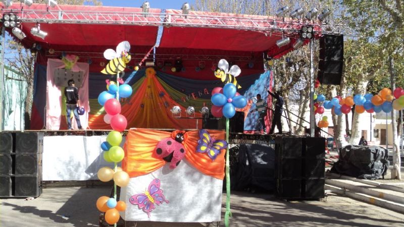 Más de 400 becados fueron asegurados en San José