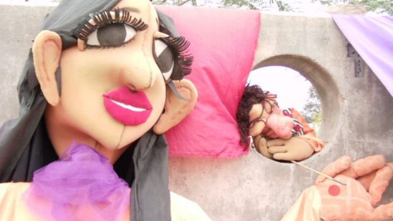 Función de títeres, en el Parque de los Niños