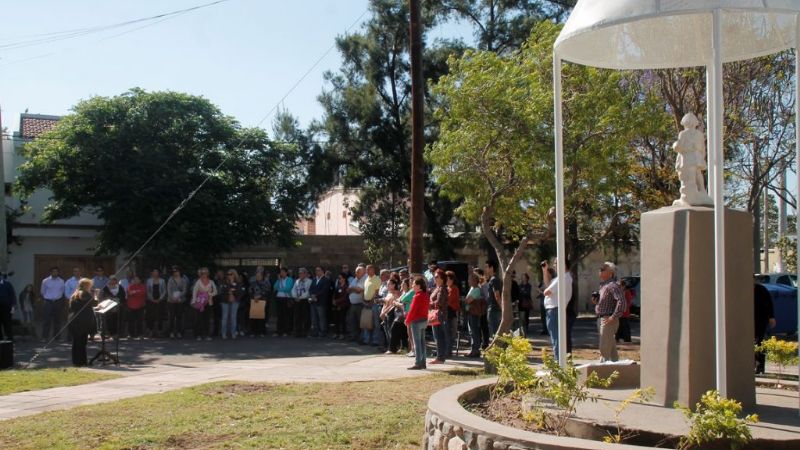 “Renacer” entregó un reconocimiento a Jalil