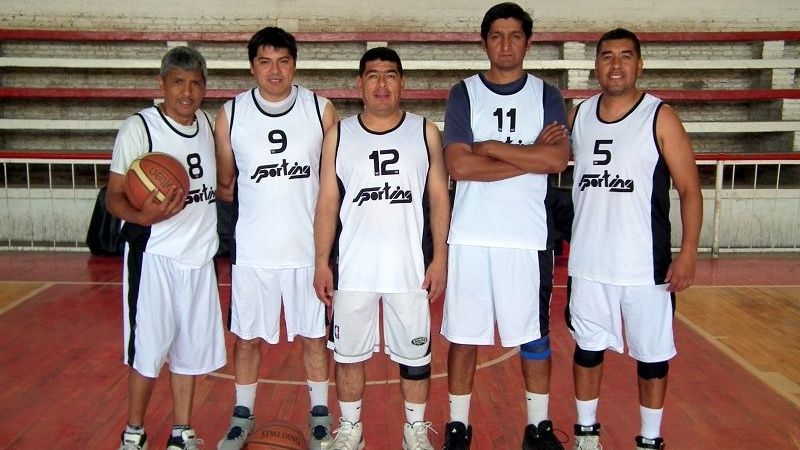 El Maxibasquetbol juega esta noche en Sénior y Maxi