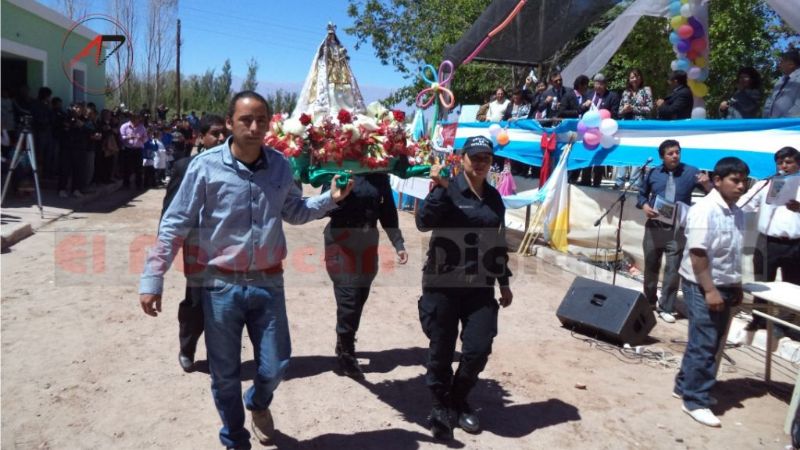 Palo Blanco vivió una jornada de júbilo en su 206° aniversario