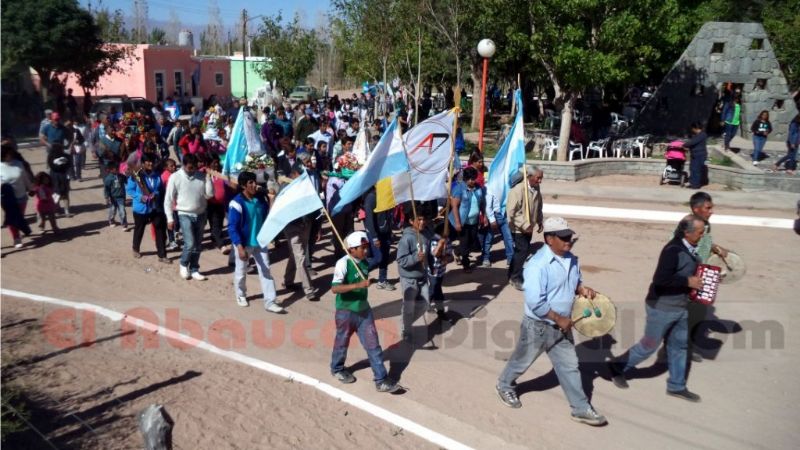 Palo Blanco vivió una jornada de júbilo en su 206° aniversario