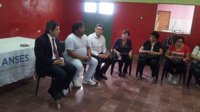 ANSES junto a los canillitas