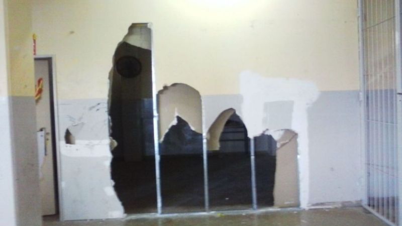 Alumnos se niegan a cambio de edificio