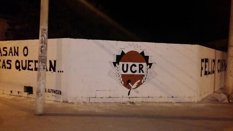 Pelea en Saujil por pintadas políticas