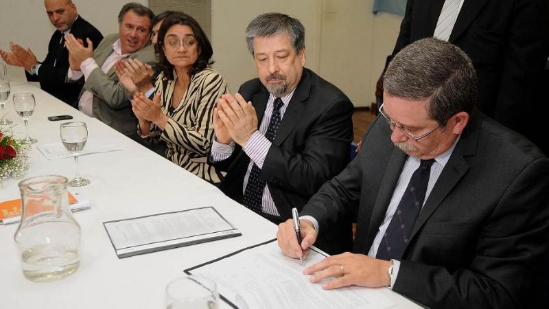 Se firmó el convenio para la explotación de Bajo El Durazno