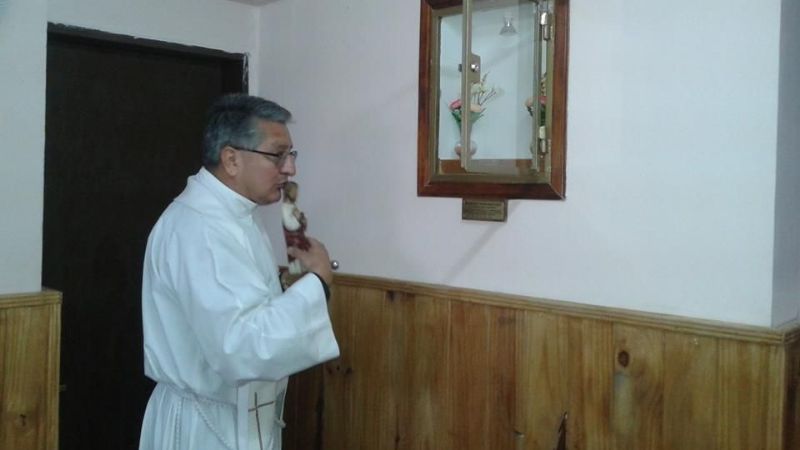 Entronizan imagen del Divino Maestro en el Colegio Nuestra Señora del Valle