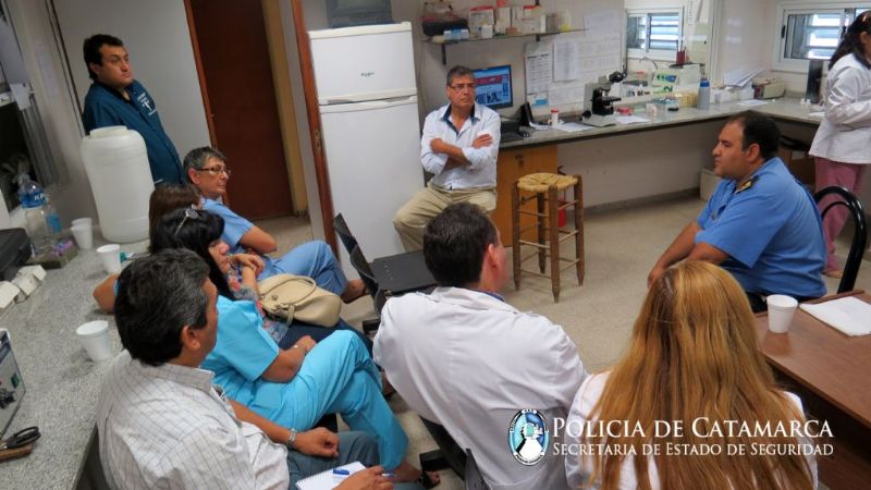 Capacitan a médicos sobre confección de exámenes médicos y extracciones sanguíneas