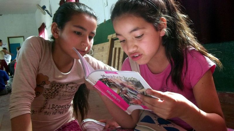 Alas de Colibrí sigue replicando experiencias lectoras