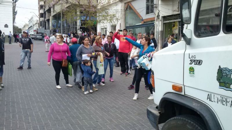 Reducen a un joven en pleno centro