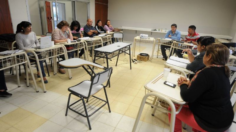 Capacitación a docentes del nivel secundario