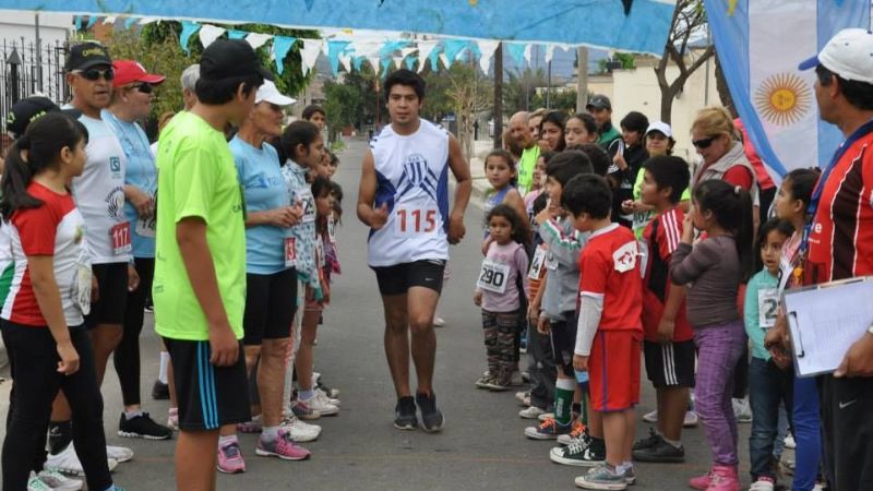 Los niños primeros en Barrio El Jumeal