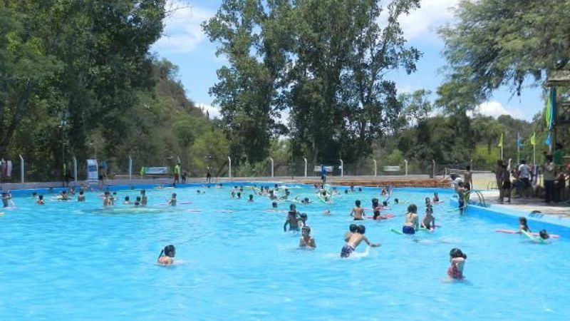 Estalló el verano en el Camping municipal