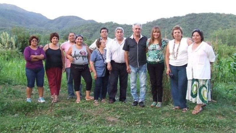 Myrian Juárez, con dirigentes de Capayán