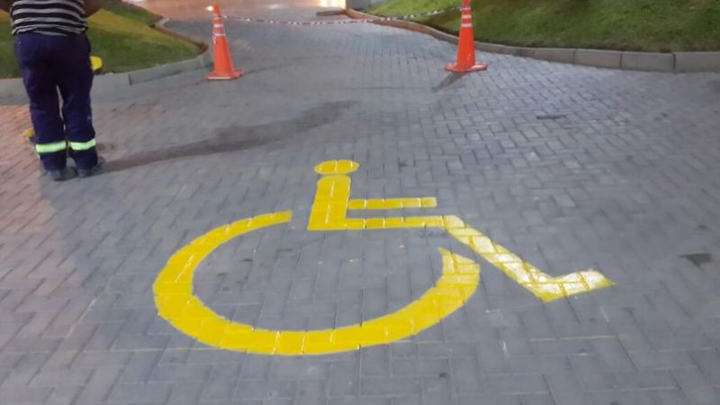 Trabajos de señalización en casco céntrico y barrios capitalinos