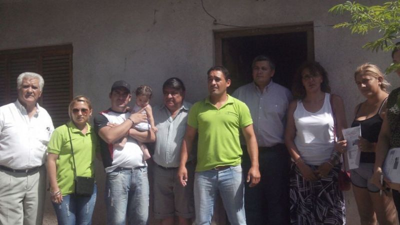 Entrega de materiales en Andalgalá