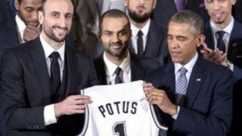 Los Spurs de “Manu” Ginóbili fueron recibidos por Obama