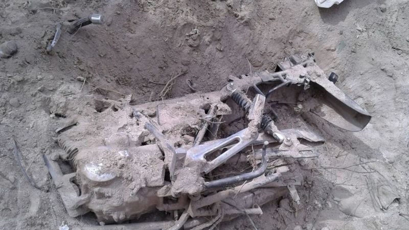 Encuentran una moto enterrada en Huaco-Andalgalá