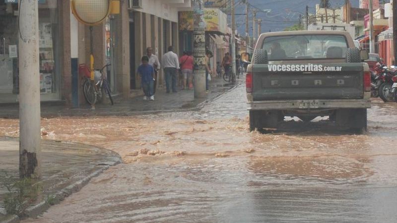 Fuerte tormenta se registró esta mañana de Tinogasta
