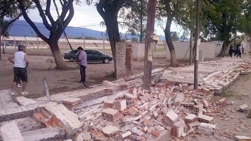 El viento provocó graves daños en Valle Viejo
